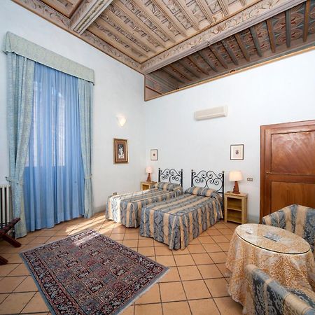 Palazzo Dragoni Hotel Spoleto Eksteriør billede