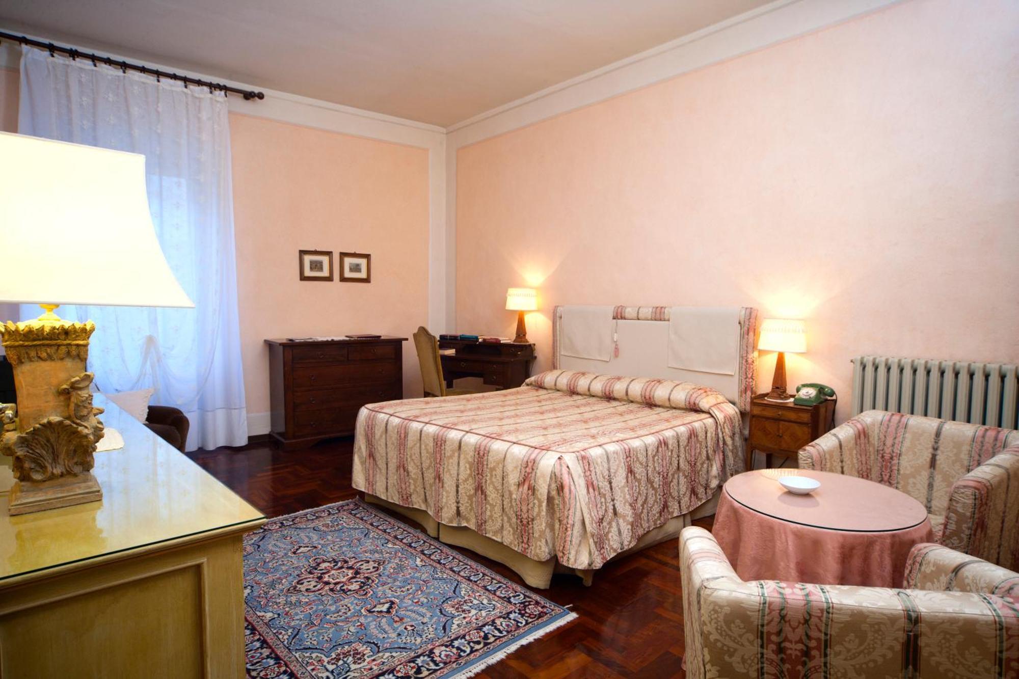 Palazzo Dragoni Hotel Spoleto Eksteriør billede